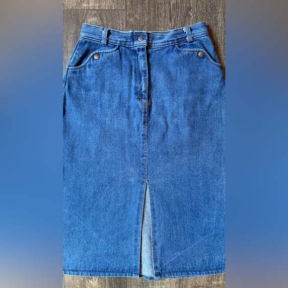 S Vintage denim skirt 70’s 80’s academia. Perfection ✨ - Picture 3 of 5